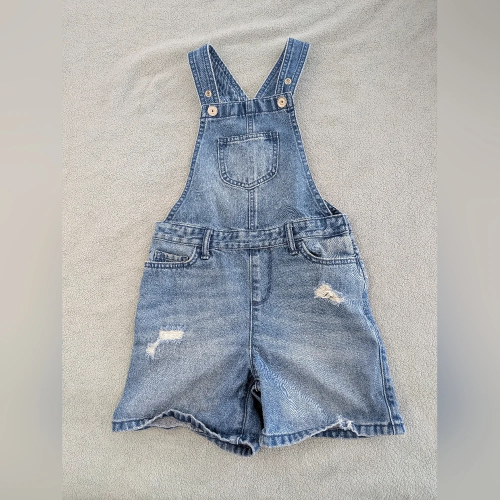 Denim The Children's Place Size 6 Kids Overalls Shorts Distressed Details EUC